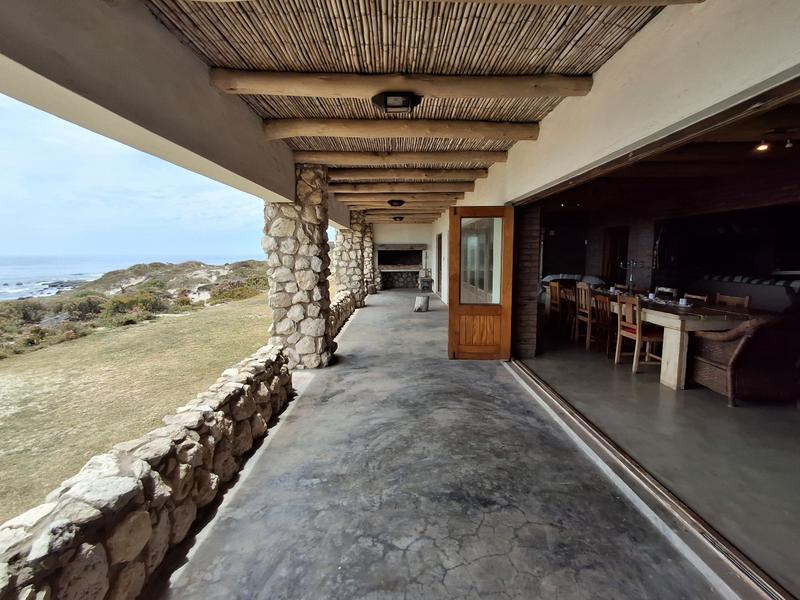 7 Bedroom Property for Sale in Duyker Eiland Western Cape